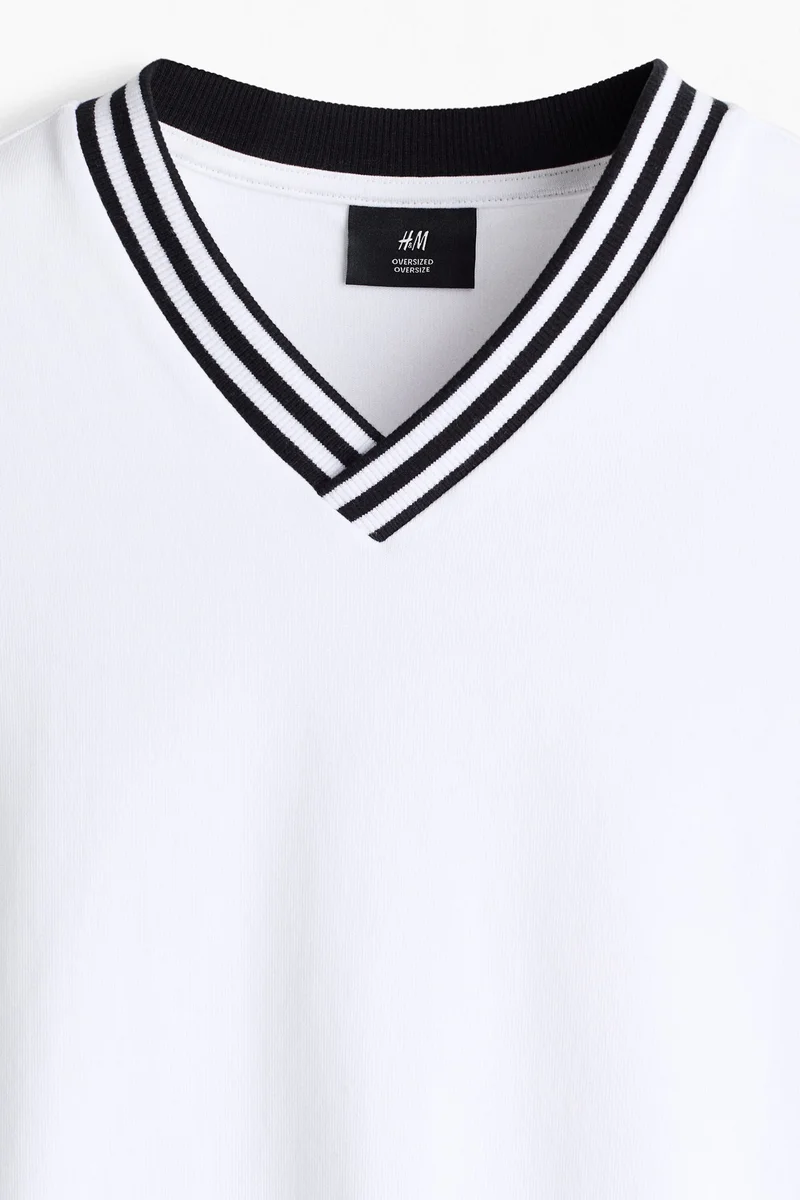 اتش اند ام تي-شيرت قطني بقصّة فضفاضة